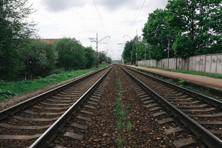 train tracks