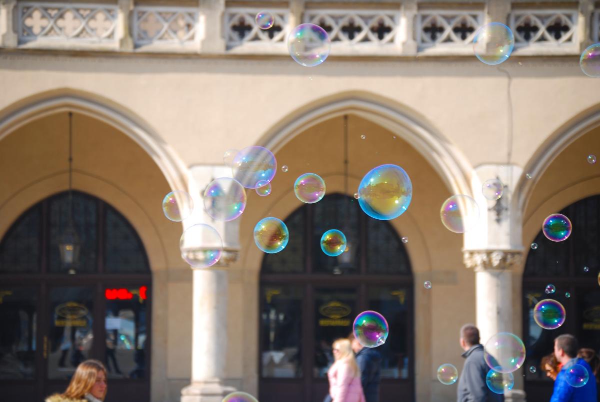 arches and soap bubble