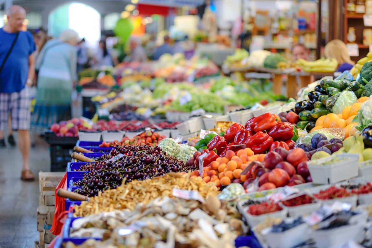 fruits and vegetables stand at market