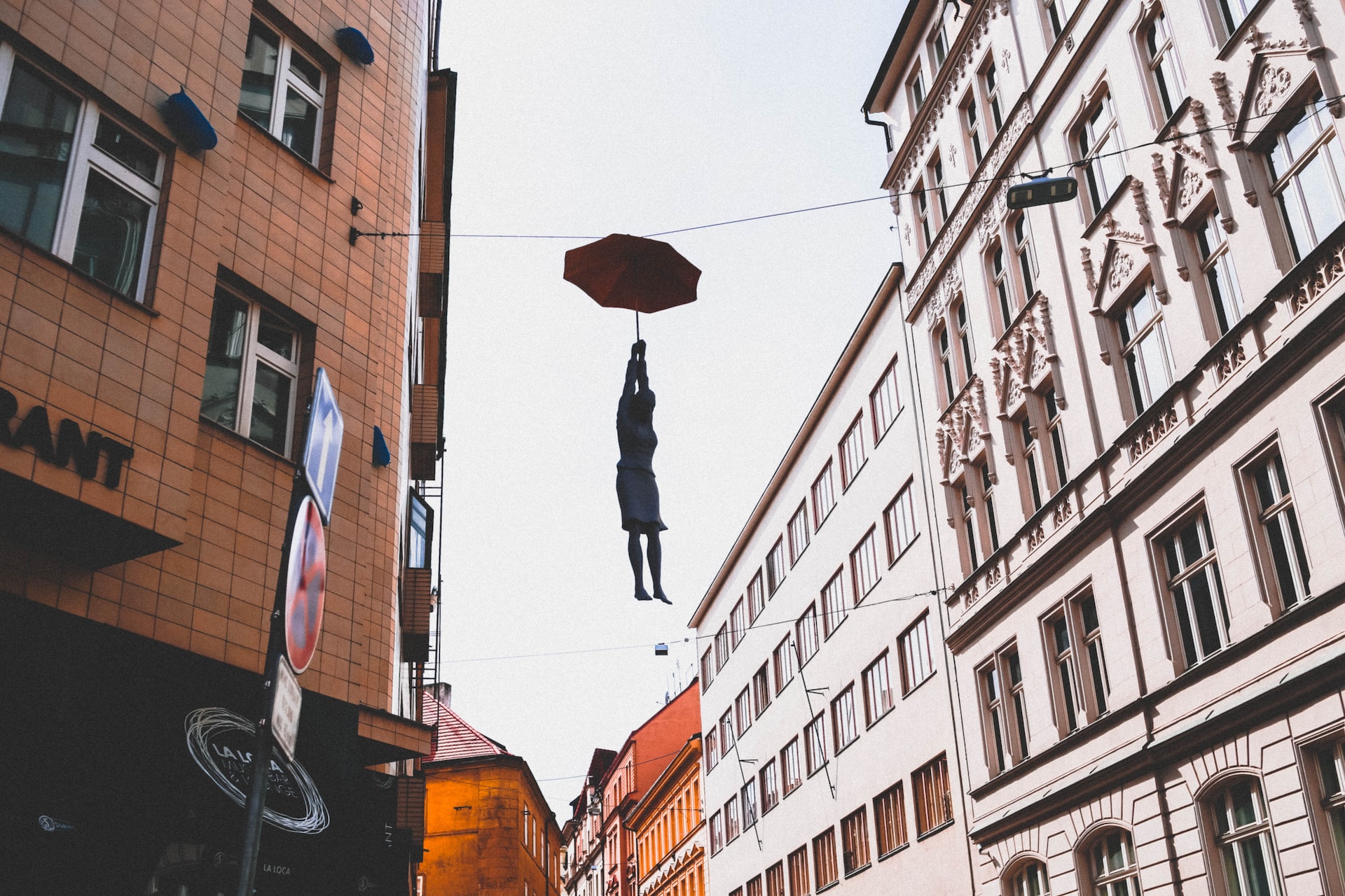 A hanging statue, Prague