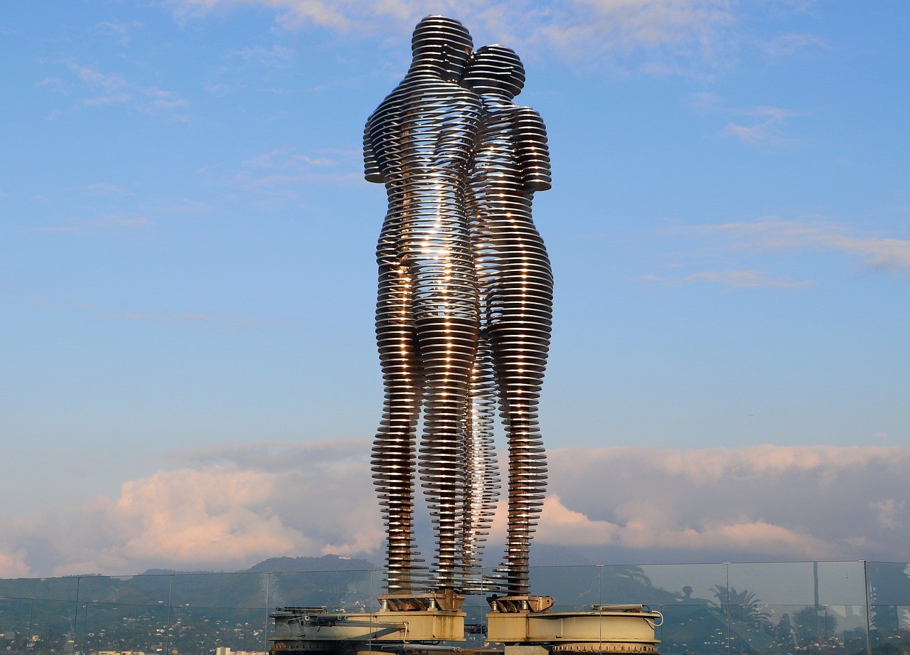 The statue of Ali and Nino in the Achara region