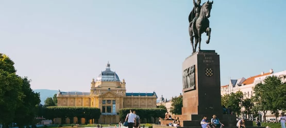 monument and square