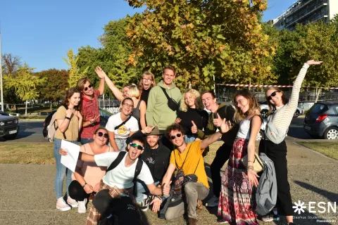 A group of exchange students posing