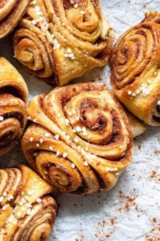 cinnamon buns